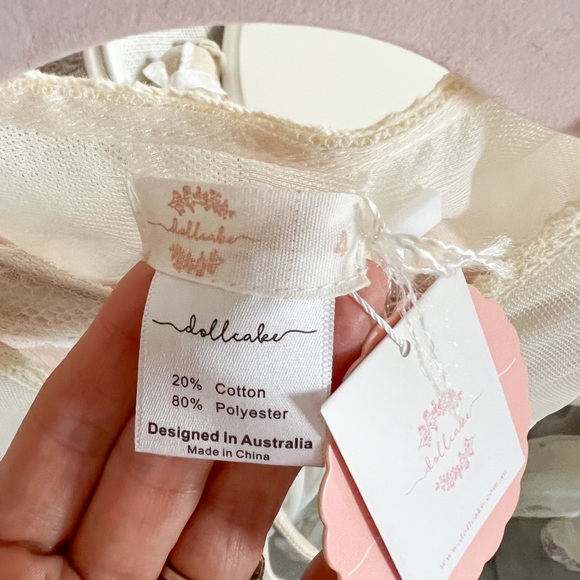 Dollcake “Rosemary Frock” and “Suzanna Apron” size 4 - Picture 12 of 14